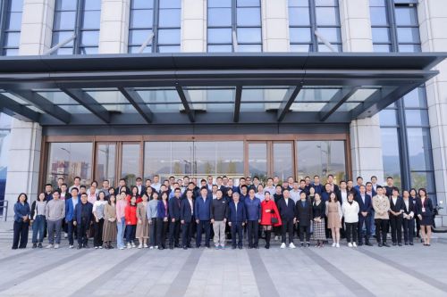 智造未來(lái)，賦能新質(zhì)生產(chǎn)力——浙江求是應(yīng)急科技研究院主辦智能與未來(lái)工廠新技術(shù)研討會(huì)側(cè)記